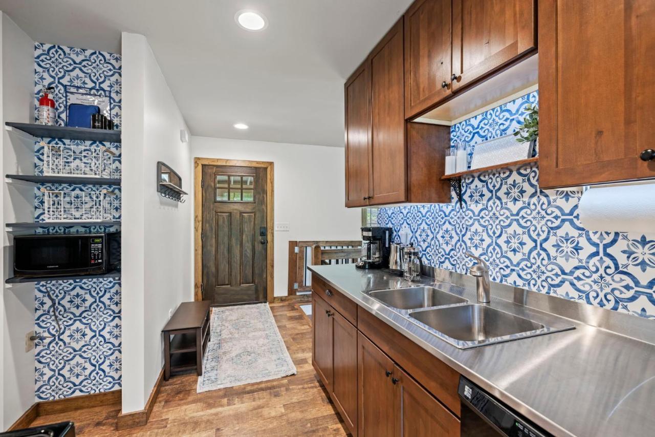 Serra Stays - "Casa Di Cresta" Lake Lure Exterior photo