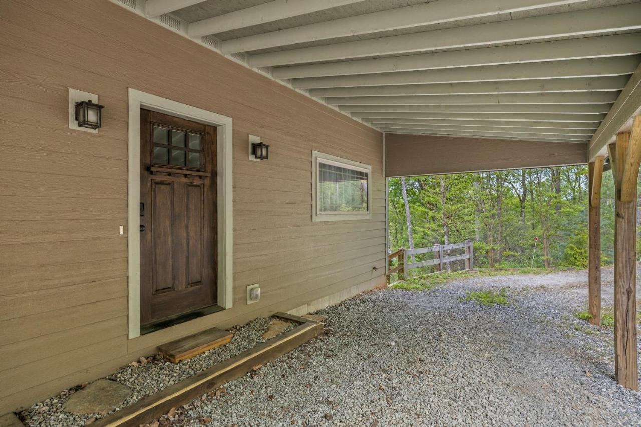 Serra Stays - "Casa Di Cresta" Lake Lure Exterior photo